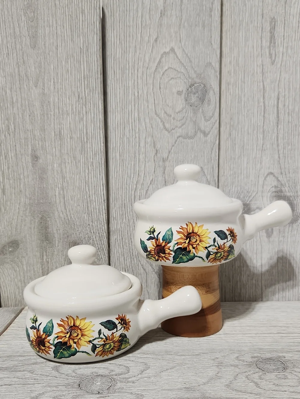 Vintage Sunflower Pattern Ceramic Long Handle Crocks With Lids